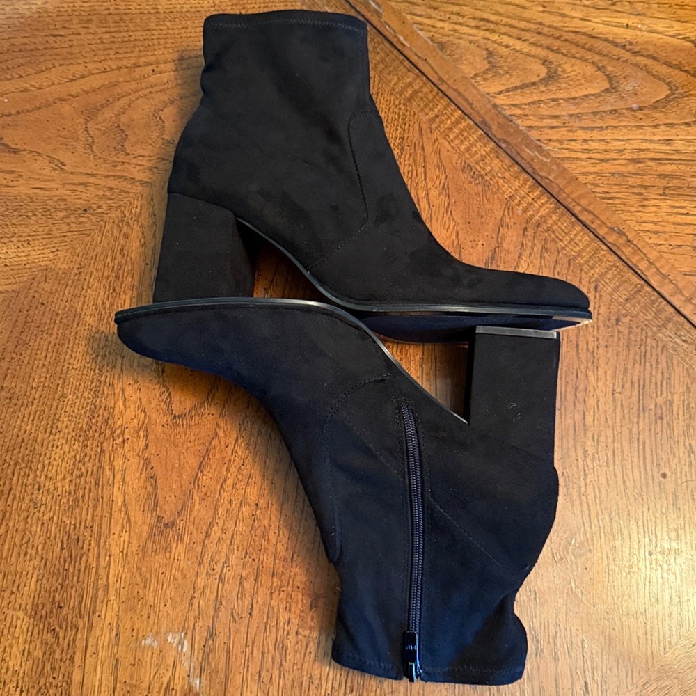 MARC FISHER Sz. 12M Black Faux Suede Ankle Boots with 3”Heels